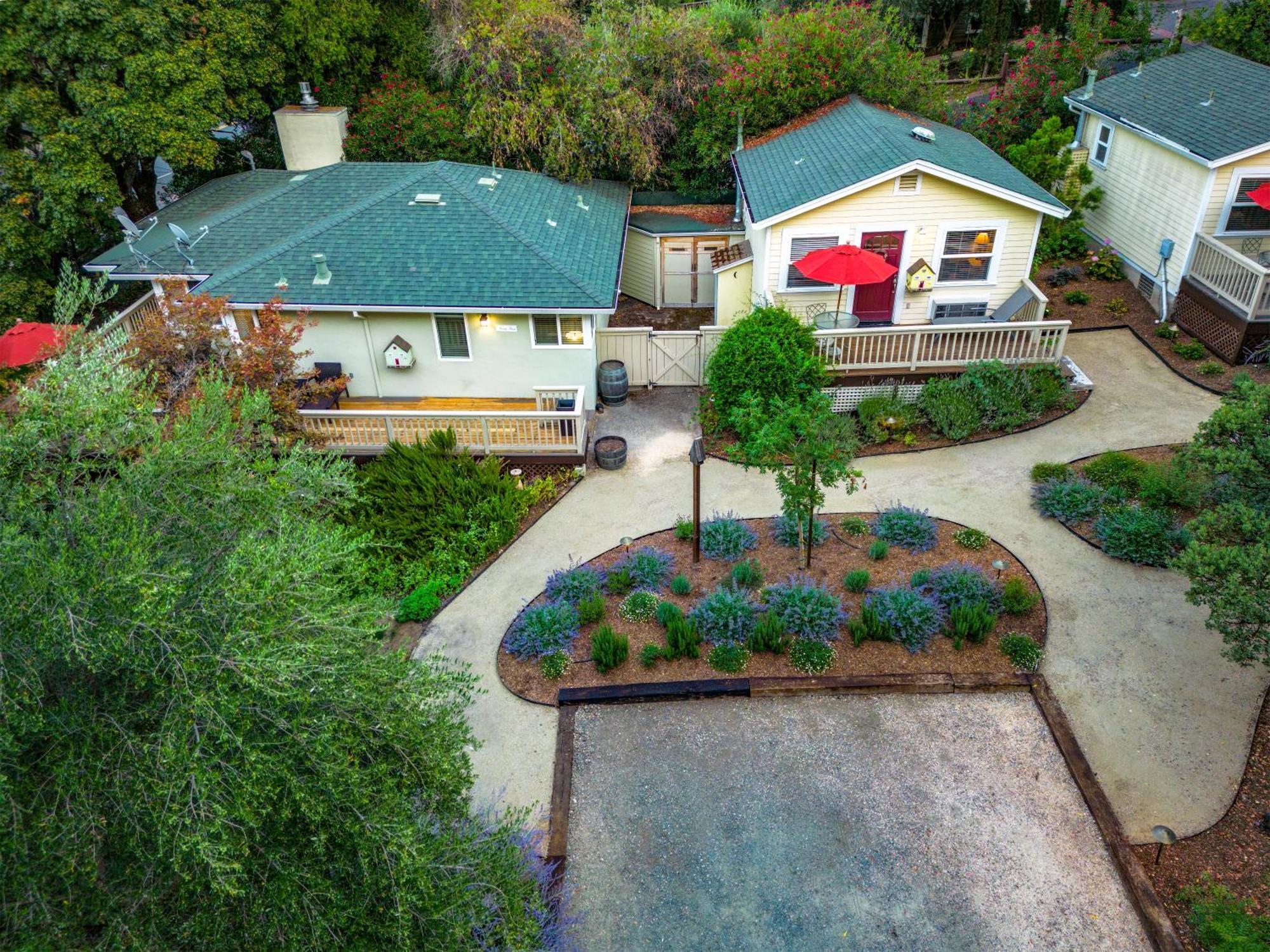 Aurora Park Cottages Calistoga Exterior photo
